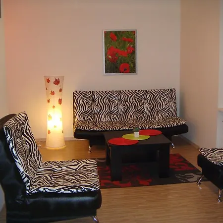 Apartamento M. Mazvydo Al. Butas *